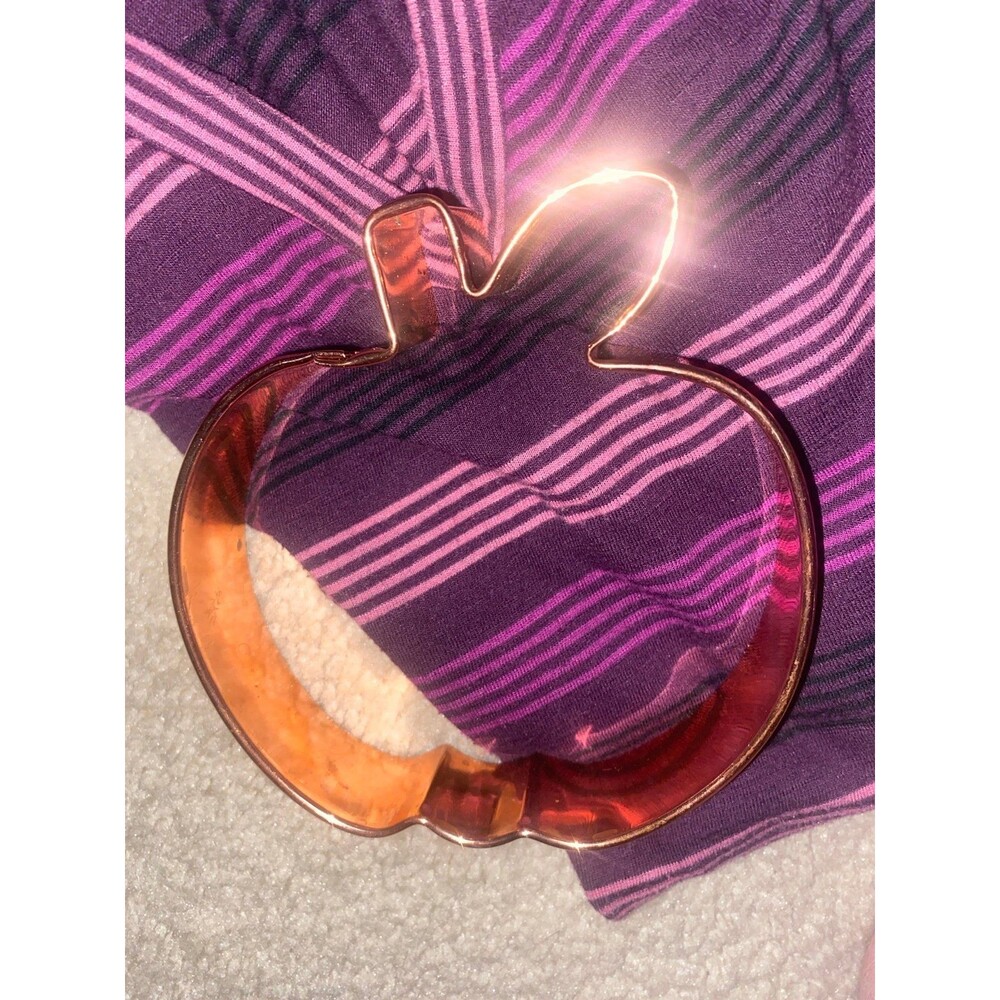 Vintage NY Copper APPLE Cookie Cutter Heavy 5 inches